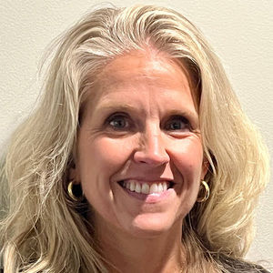 Meet your Posher, Julie